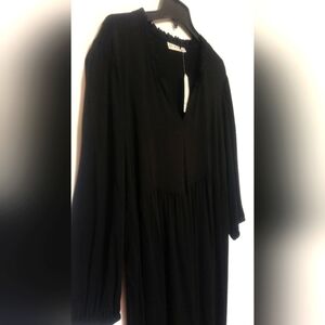 New Black Little Midi Dress / Size 2X